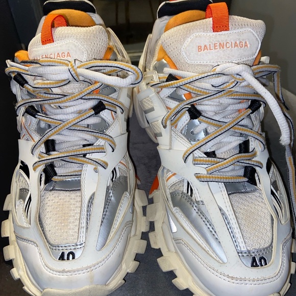 Balencaiage track sneaker size 40 . Worn 4 times . - Picture 5 of 6